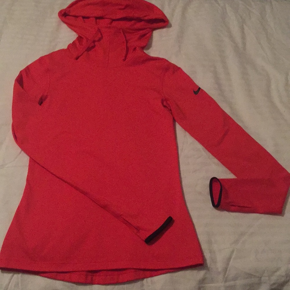 Long sleeve Nike dri-fit hooded pull over